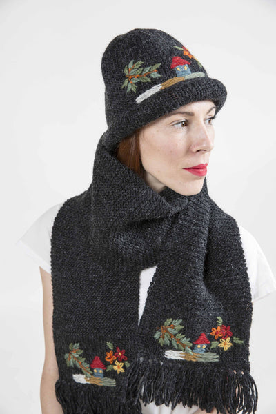Nature Motif Scarf 621-2